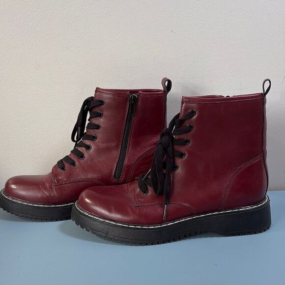 Madden Girl lBurgundy Lace-Up (Side zipper) Boots 8.5 - Picture 1 of 8